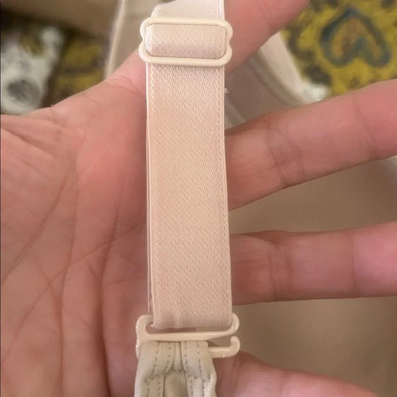 BALI One Smooth Ultra Light Minimizer Underwire Bra Sz 40DD Style 3490 NWOT - Picture 12 of 16